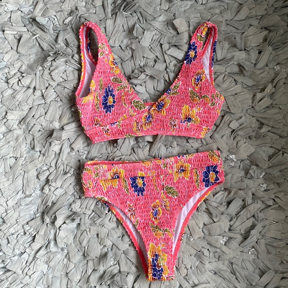 SHEIN 2 piece floral bathing swimsuit size small NWOT